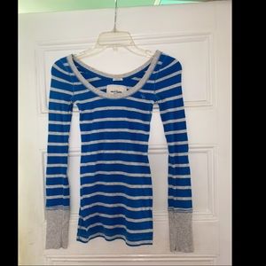 Abercrombie - Blue & Gray Striped Long Sleeved Tee